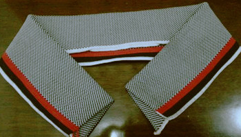 橫機羅紋領口怎么縫制才美觀?